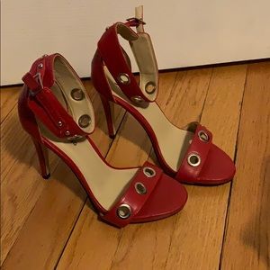 Call it spring heels 👠 size 6.5